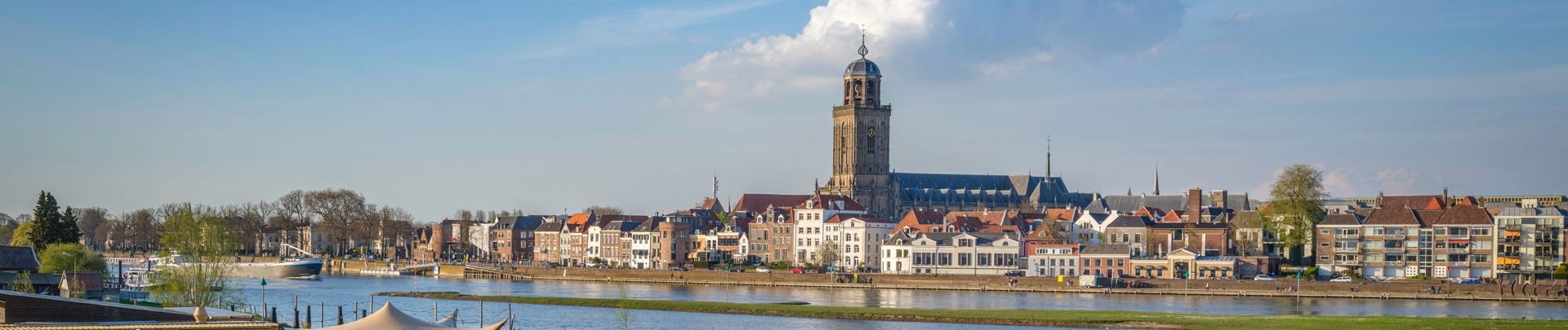 panorama van de stad Deventer
